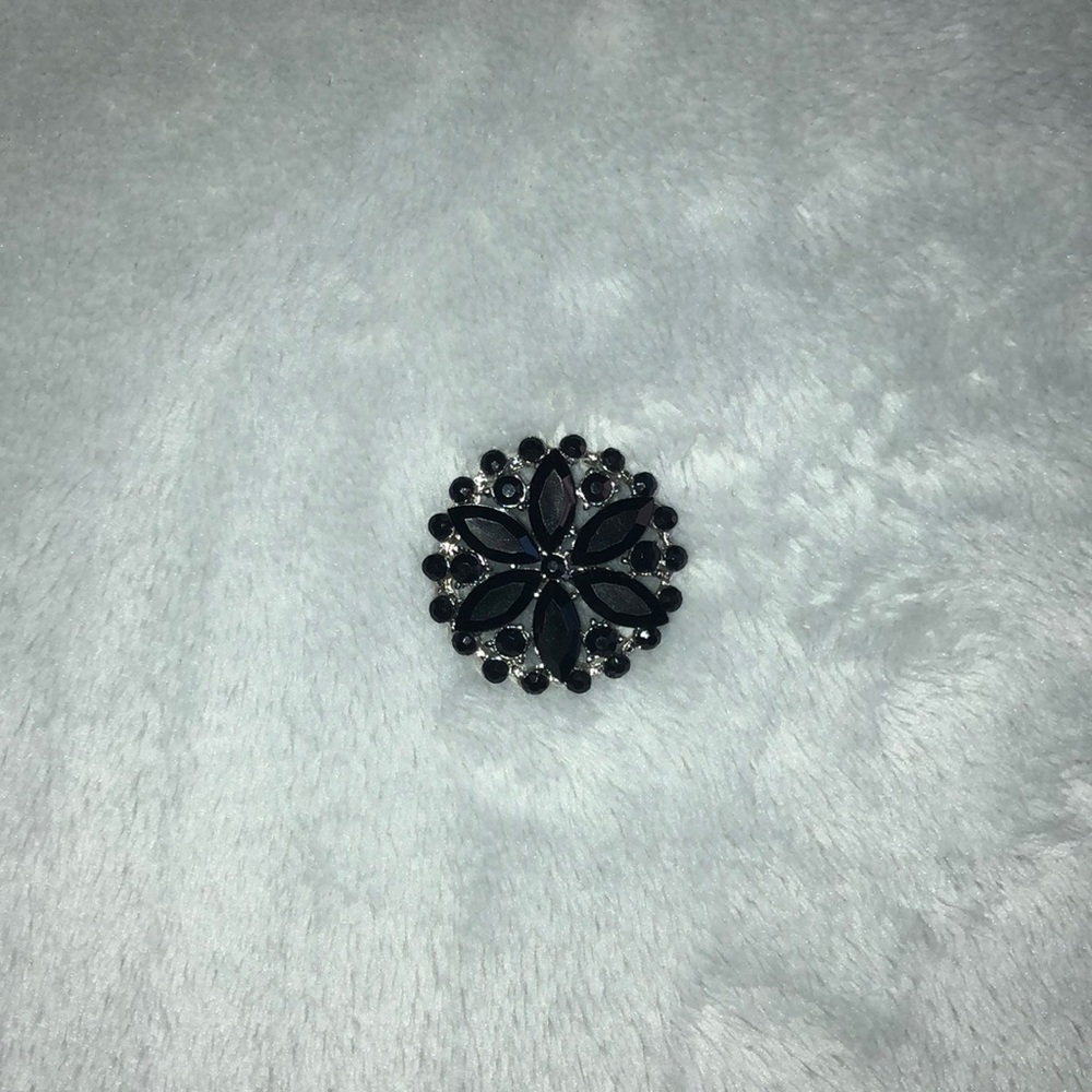 Brooch